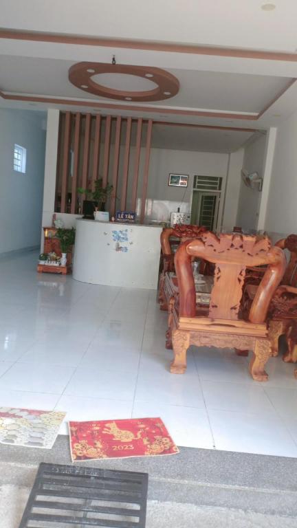 Nhà nghỉ Lâm Tùng