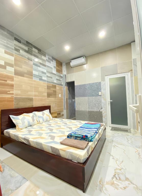 Nhà nghỉ Lý Hùng