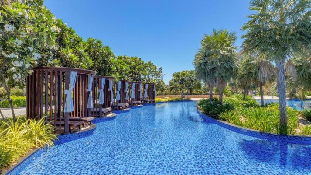 Phoenix Pool Villa & Resort Cam Ranh