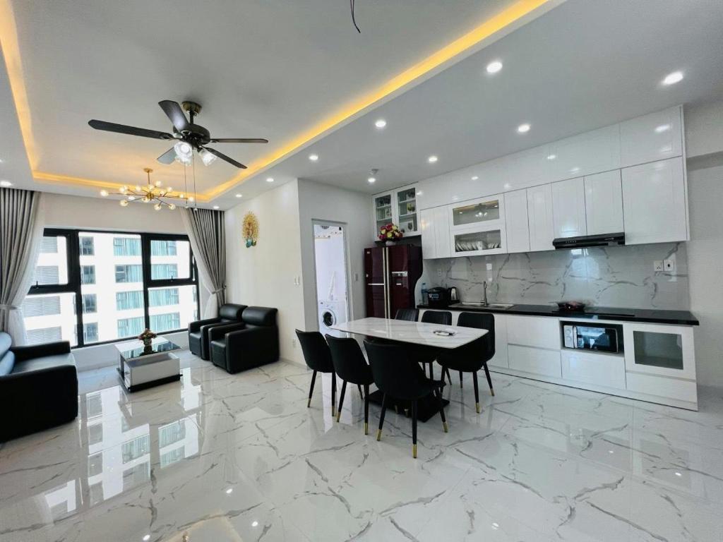 Royal Nha Trang Beachfront Apartment