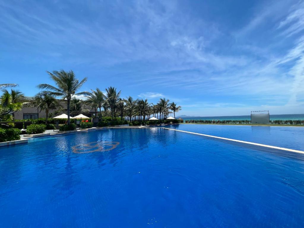 Sea view villa in Wyndham Garden Cam Ranh