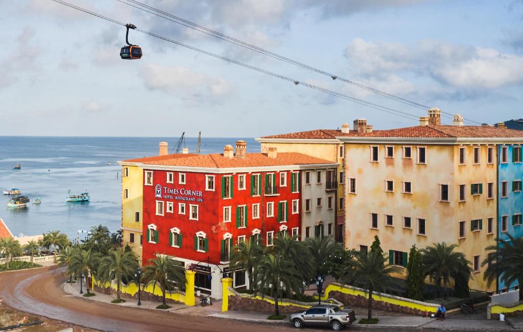 Times Corner Sorrento Boutique Hotel – Free Hon Thom Cable Car