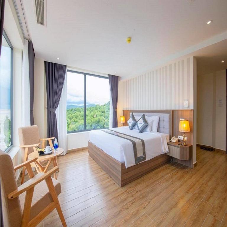 Khách sạn UM – PQ