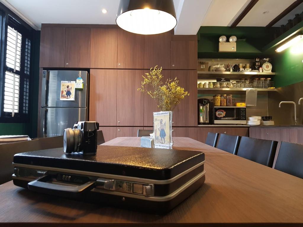 Wink @ Mosque Street