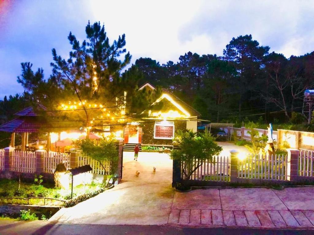 Angels Homestay & Coffee