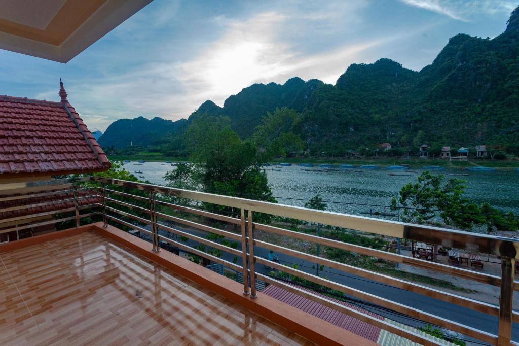 Applebee’s Homestay