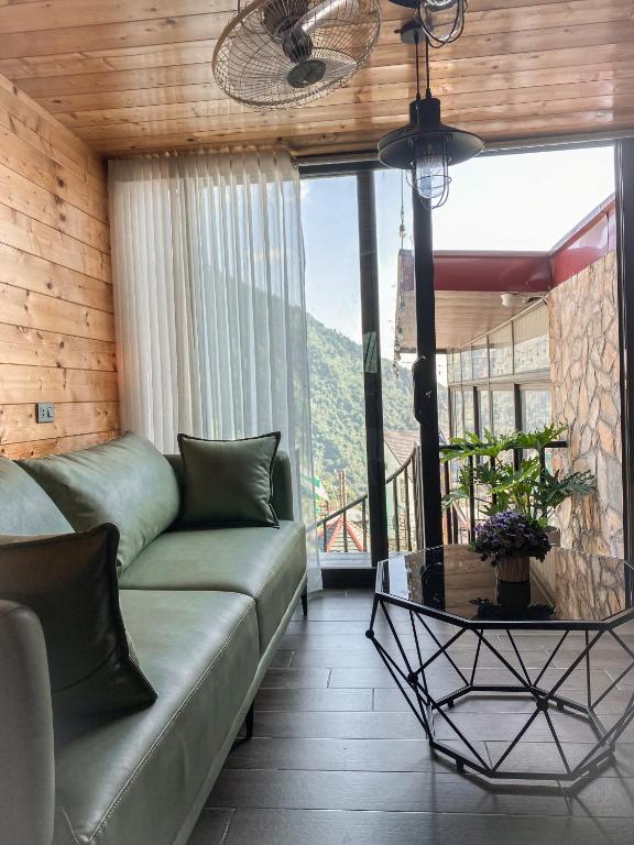 Bách Xanh House – Cloud Bungalow