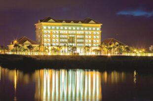 Ban Thach Riverside Hotel & Resort