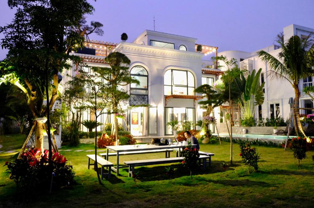 Villa 3 phòng ngủ Mayfair B101 – view hồ Đại Lải