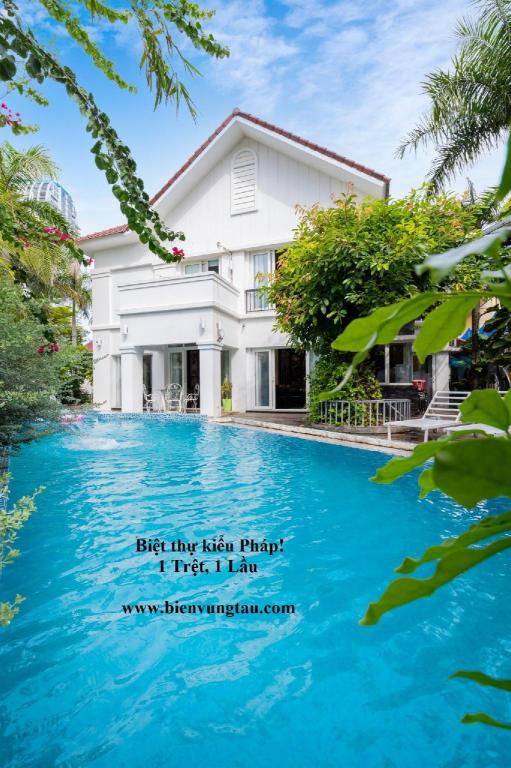 Biệt thự kiểu Pháp!