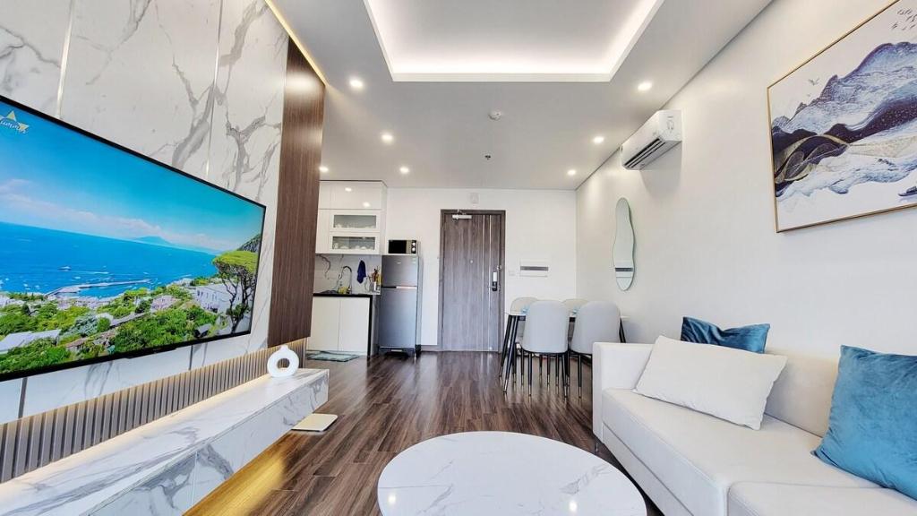 Hoang Huy Grand Tower Condo steps fr Vincom Plaza