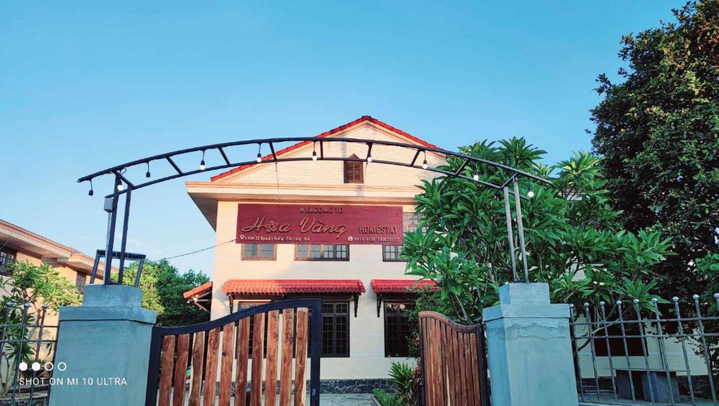 Hoa Vàng Homestay – Kim Long, Huế