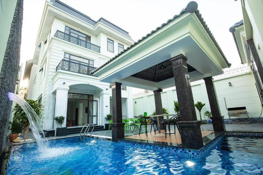 Hoàng My Villa 10 Phòng ngủ – Bãi Sau Vũng Tàu