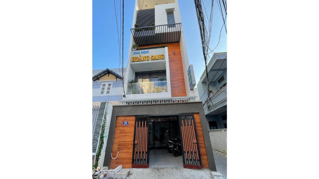 Nhà Nhỉ Hoàng Sang