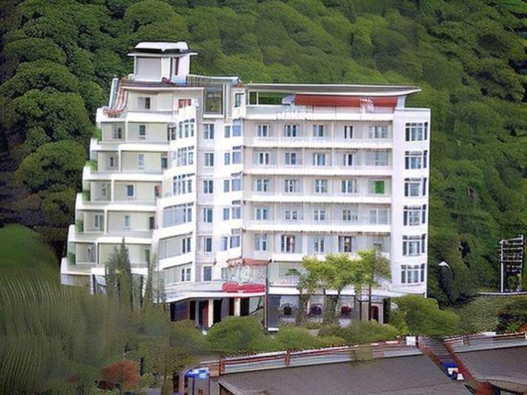 Hung Long Harbour Hotel