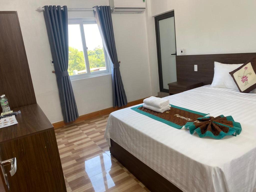 Khách Sạn Family Transit