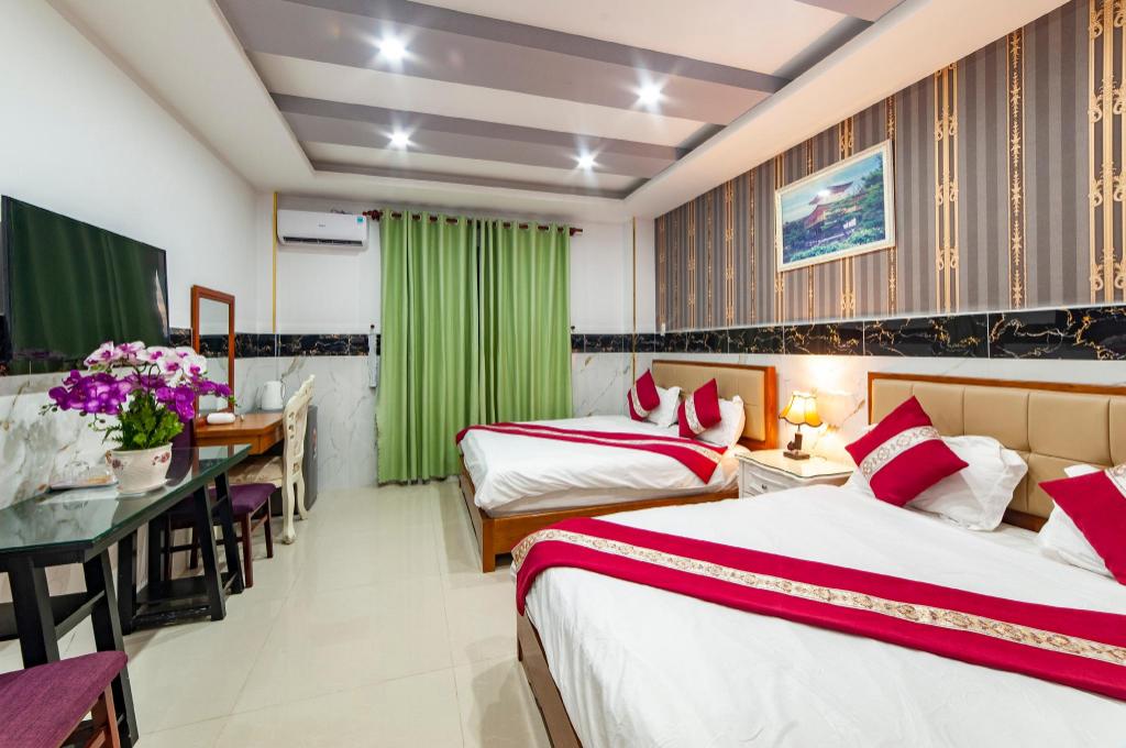 Khách Sạn Quốc Cường-Dì Tám