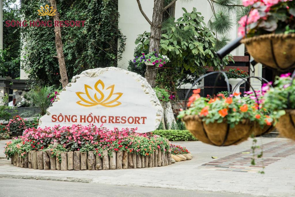 Sông Hồng Resort