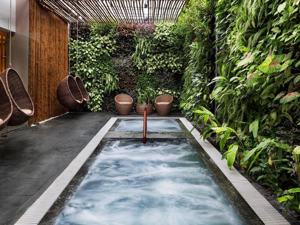 Khách sạn Alba Spa