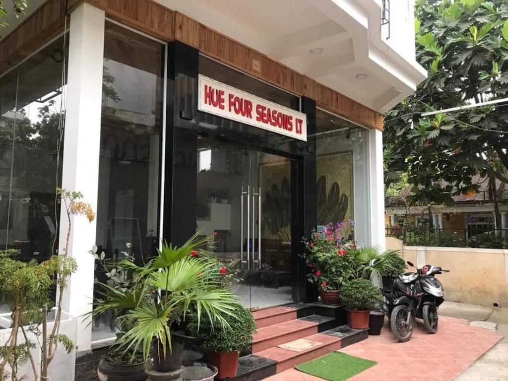 Khách sạn Four Seasons Huế