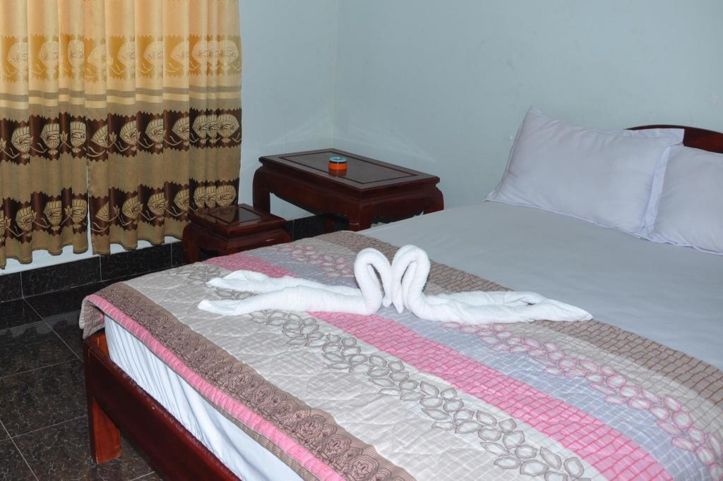 Khách sạn Lúm Đồng Tiền