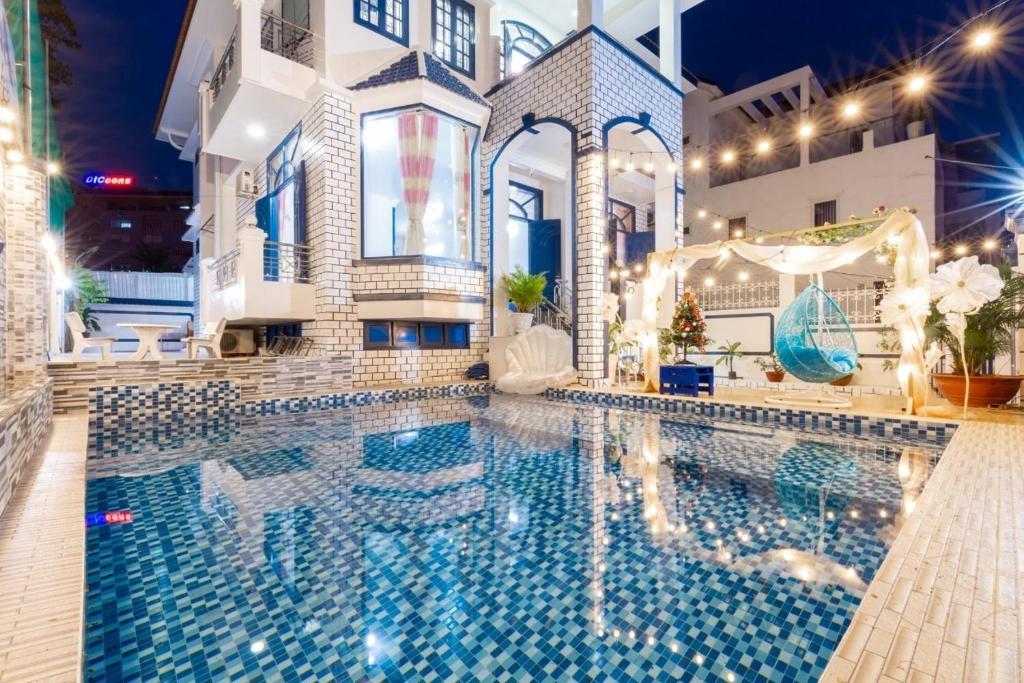 LÂU ĐÀI Villages GOLD DAY BÃI SAU