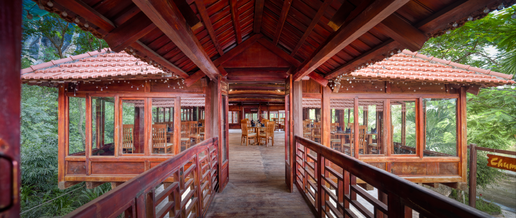 Núi Vàng Tràng An Hotel