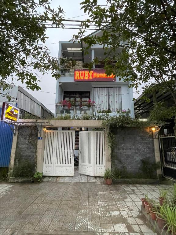 RuBy Homestay Hue