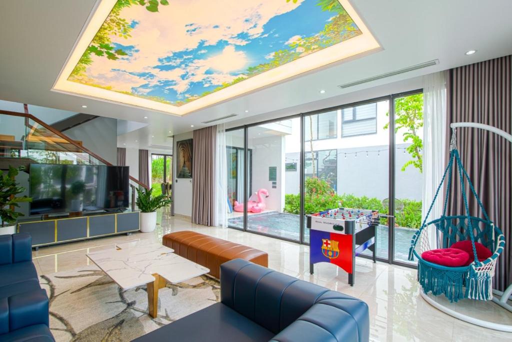 Sun Hillary Villa – Flamingo Venus Resort