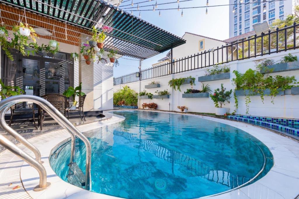 Villa Kim Ngân 9 – Bida – Karaoke – Đi Bộ Ra Biển