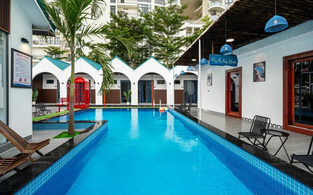 Villa GOLD DAY RESORT LONG CUNG gan bien HO BOI