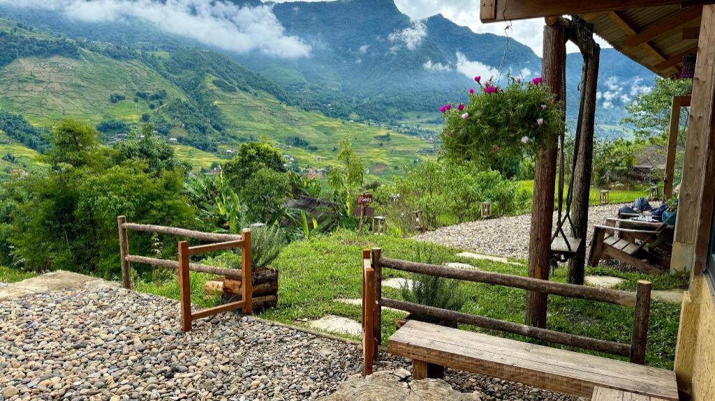 Ấp Retreat – Ta Van’s Heel