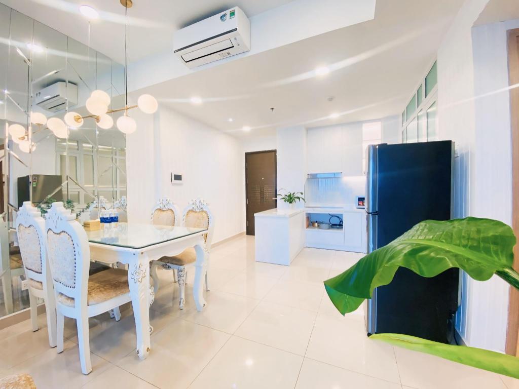 Jessica’s apartment in the center of district 1