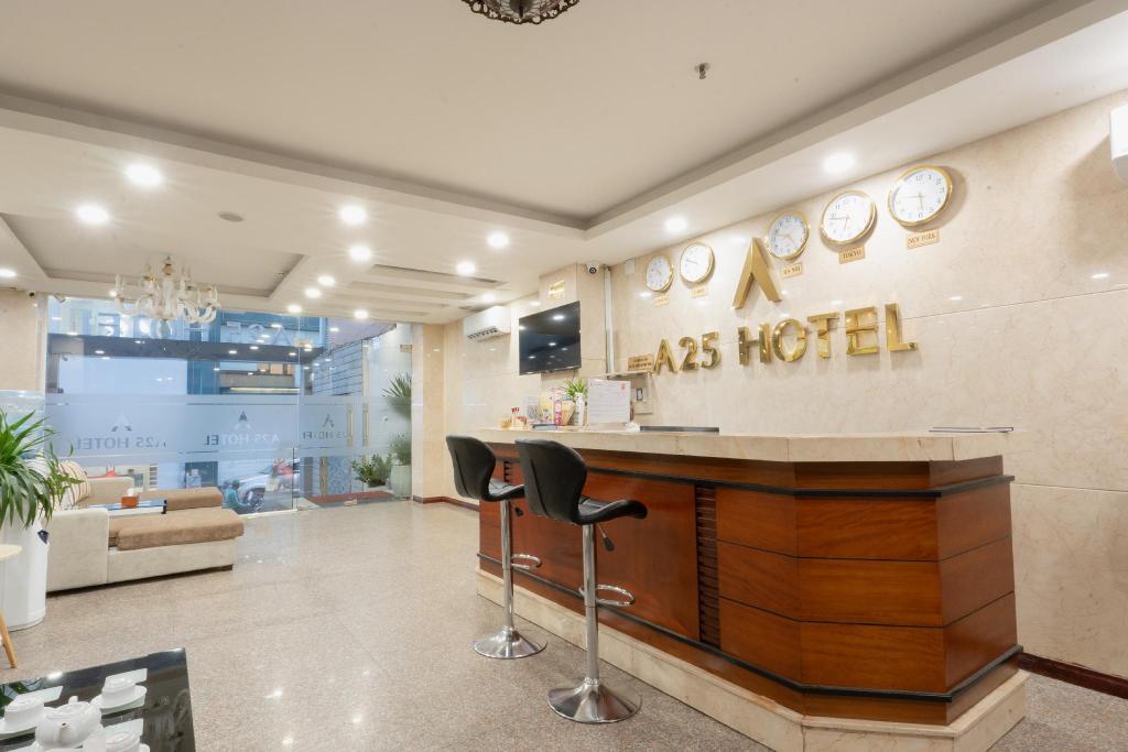 Khách sạn A25 – 14 Lương Hữu Khánh
