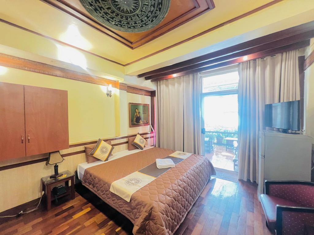 Khách sạn Bi Saigon