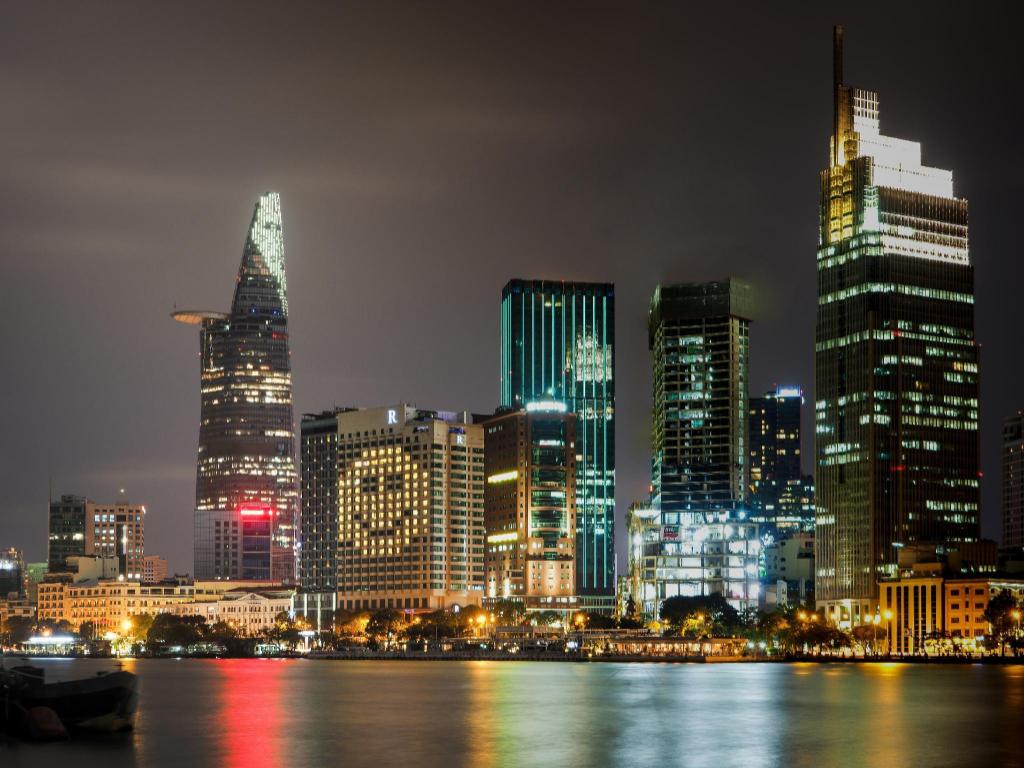 Khách sạn Renaissance Riverside Sài Gòn