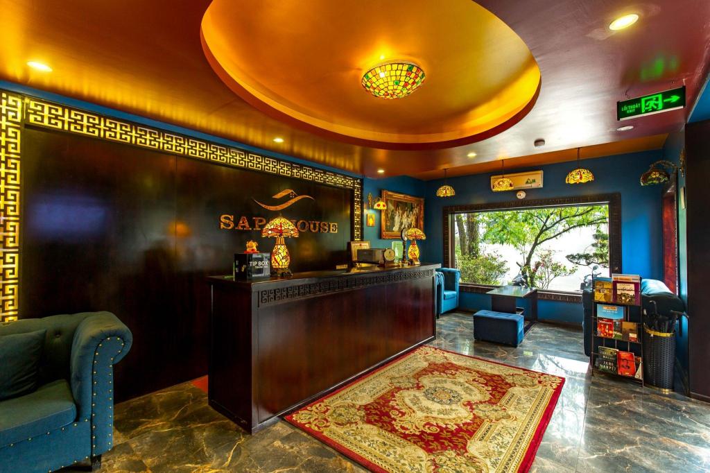 Khách sạn Sapa House