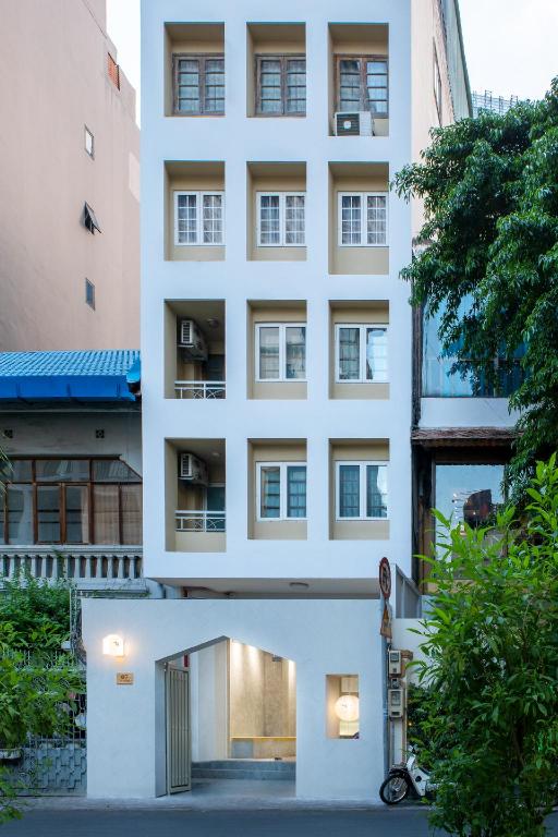 Locasis Hotel and Service Apartment