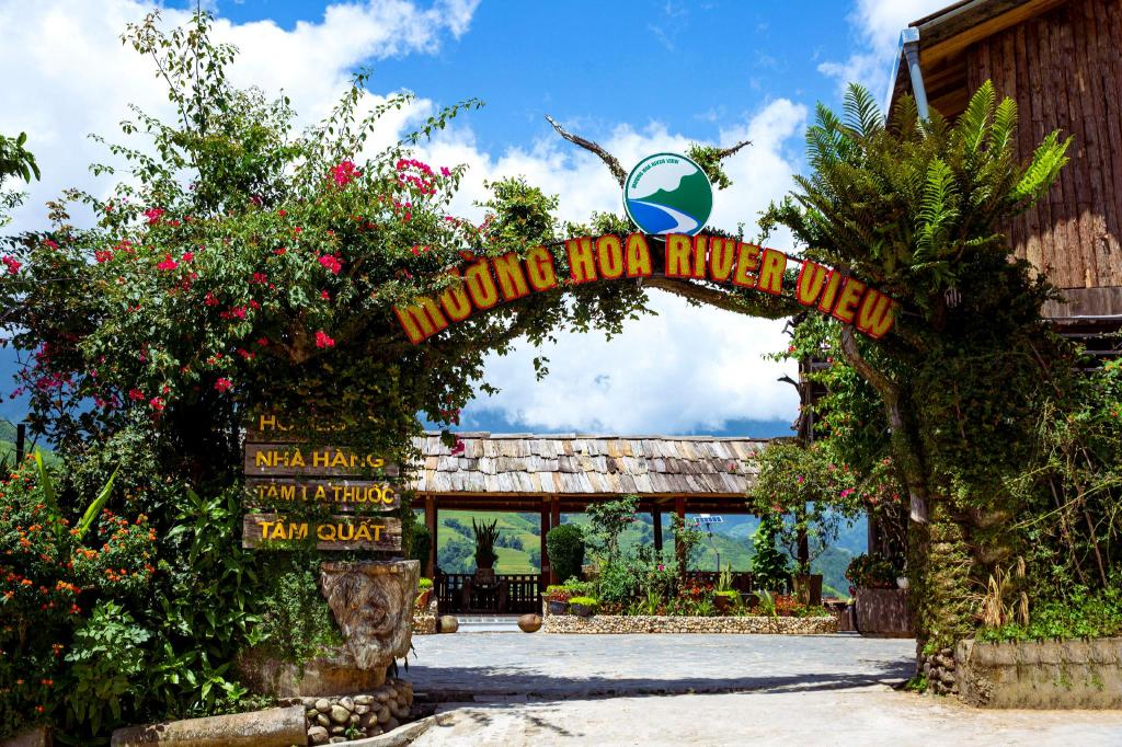 Mường Hoa River View Homestay