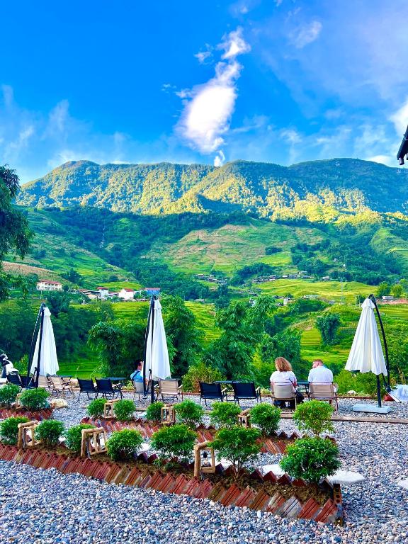 Pi Noong Cafe & Homestay