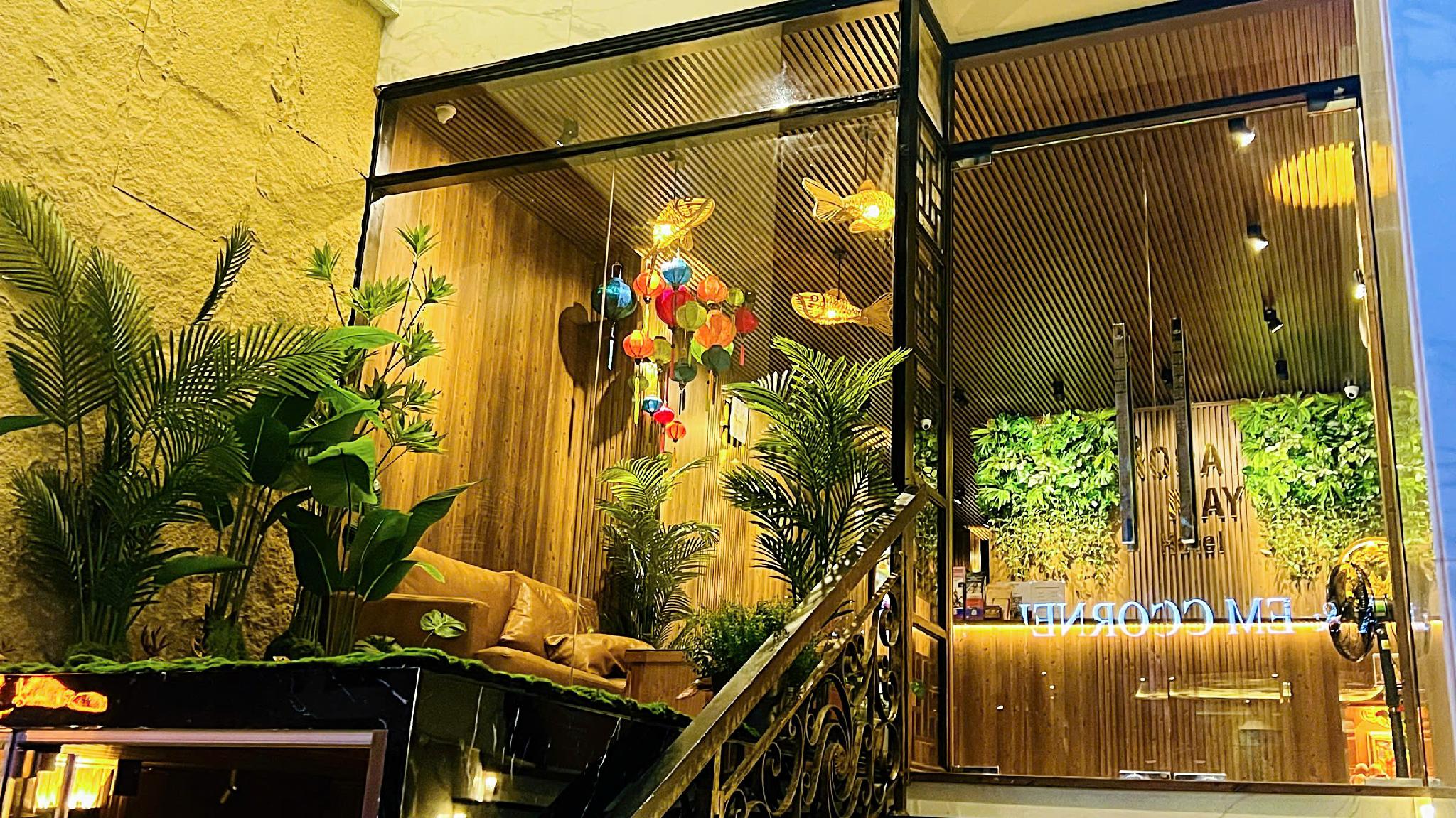 RosaMAY Hotel Thu Khoa Huan