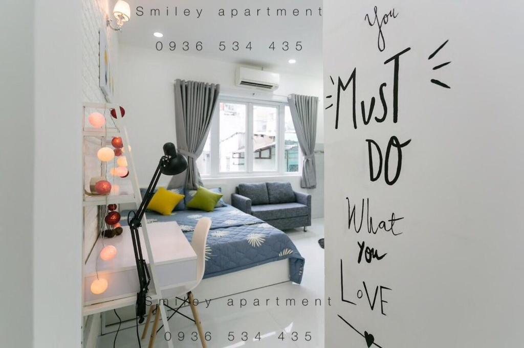 Smiley Apartment