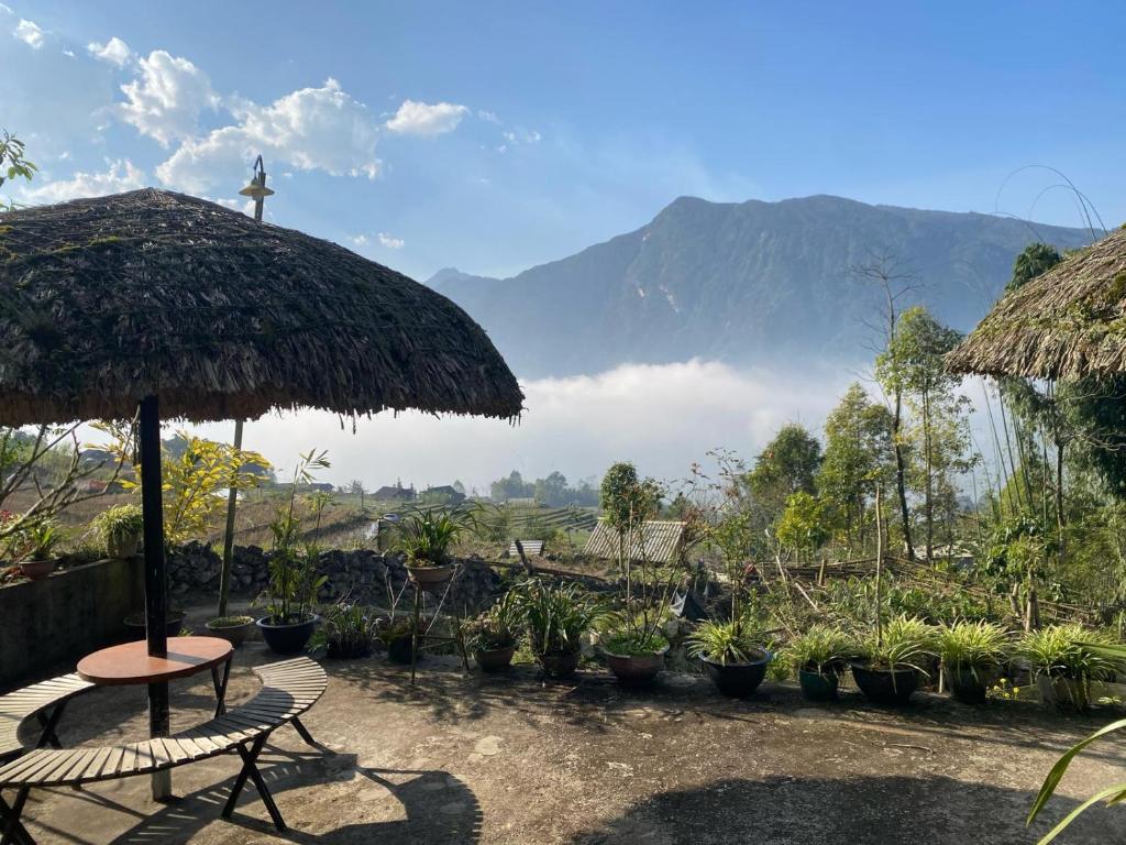 Sue Pa Family Trekking Homestay