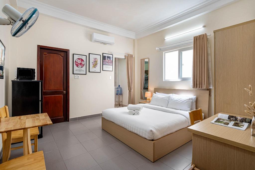 WE HOME-NT301-COZY  STUDIO NEAR BEN THANH MARKET