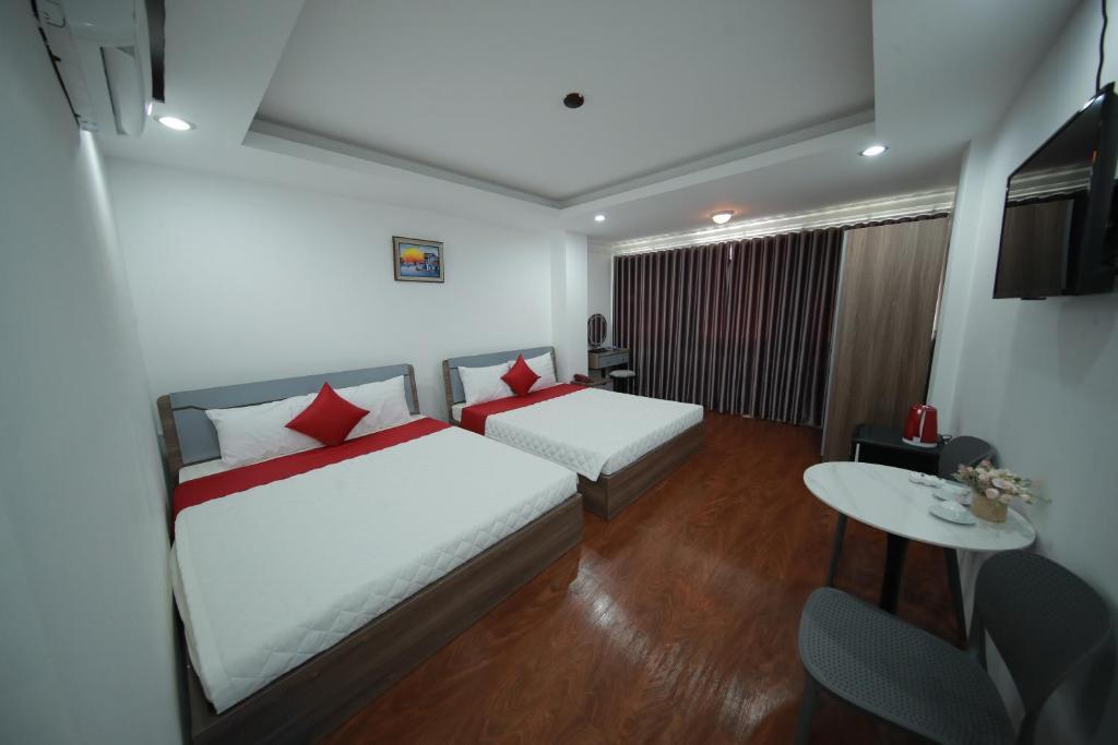 Phú Gia Bùi Viện Hotel