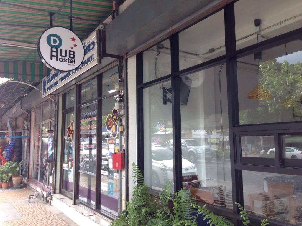 D-hub Hostel