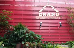 Grand Pinnacle Hotel