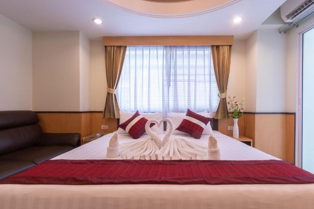 Gusto Pratunam Hotel