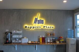 Hoppers Place Donmuang Hostel