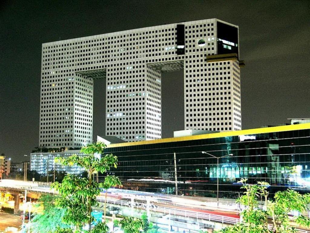 Iyarin@Tuk Chang Ratchayothin Hotel